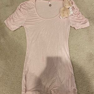 Pink tee